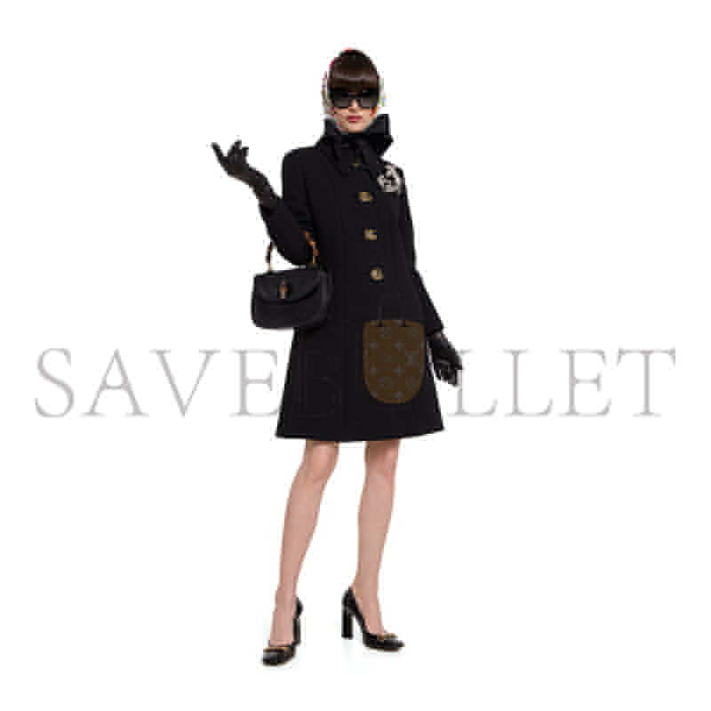 GUCCI NATTÉ COAT WITH DOUBLE G BUTTON 860471